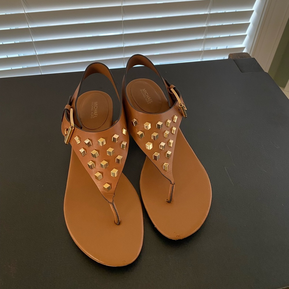 MICHAEL KORS Valencia Thong Studded Leather Sandal